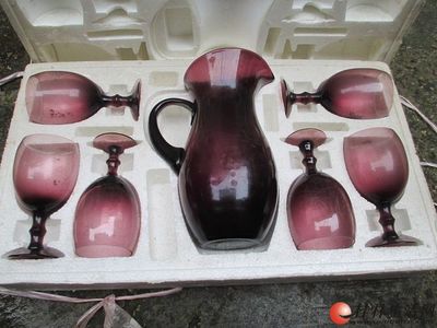 桂林二手市場(chǎng)新發(fā)現(xiàn) 全新未用茶色高腳酒杯套裝轉(zhuǎn)讓